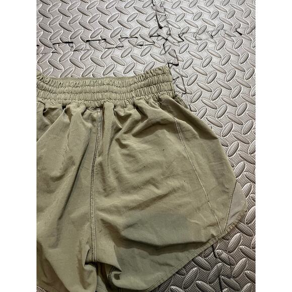 Lululemon‎ Hotty Hot Short *High-Rise Long 4" Olive Green Womens Size 0 LW7AYXT - Picture 4 of 7